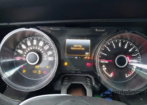 2014 Ford Mustang V6 Premium из США, поврежденный, VIN 1ZVBP8AM0E5201148